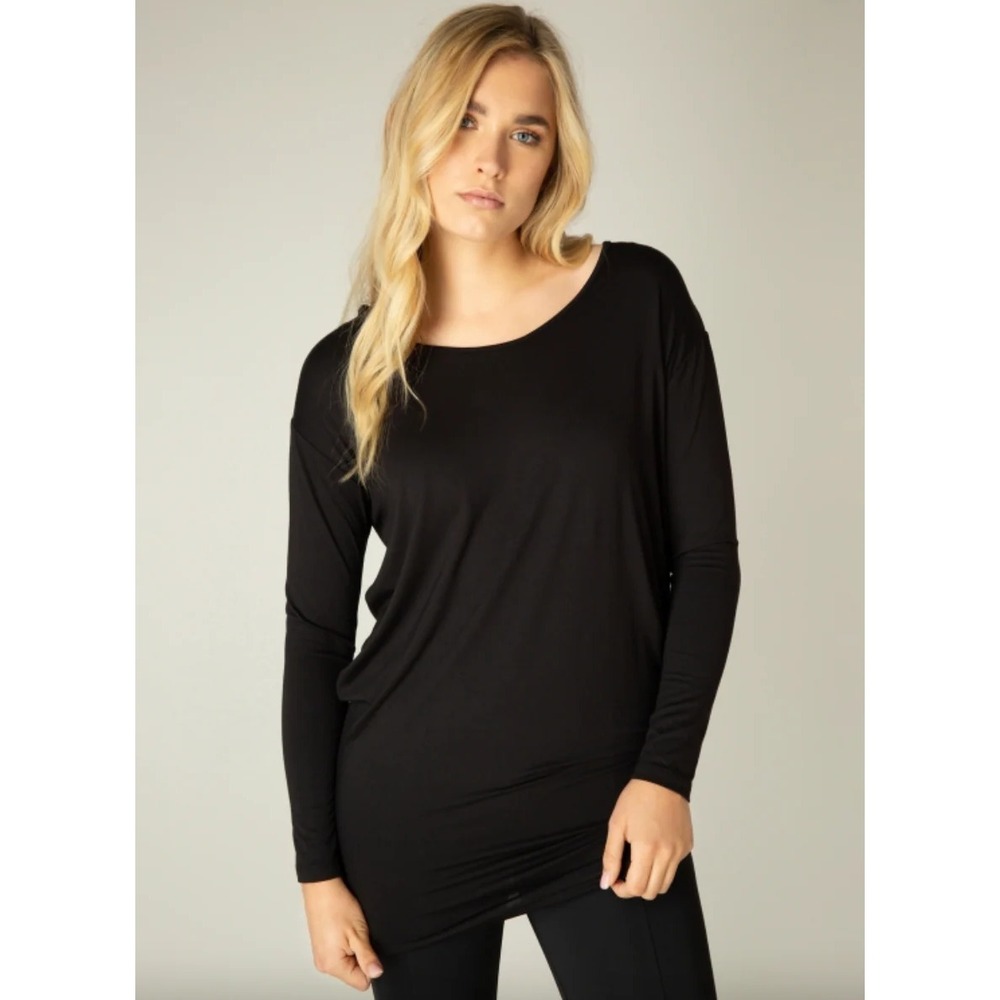 Base Level Yolanda Top in Solid Black Size 6 US NWT Boutique Minimalist Capsule